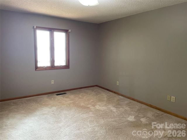 8966 Holdsclaw Road, Terrell, NC 28682