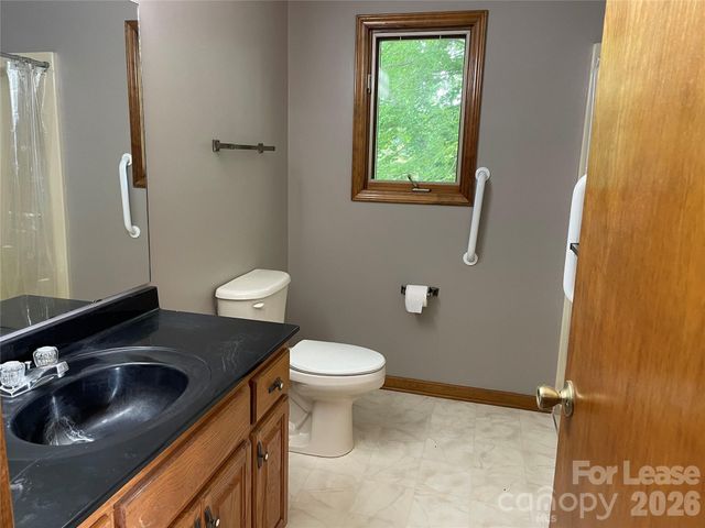 8966 Holdsclaw Road, Terrell, NC 28682