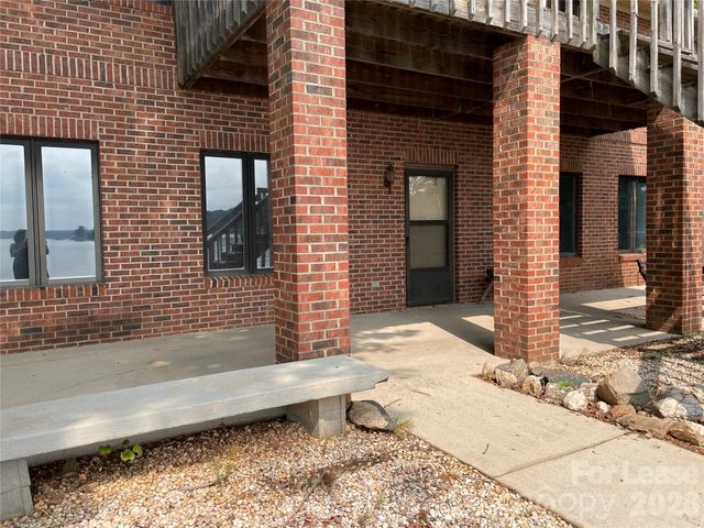 8966 Holdsclaw Road, Terrell, NC 28682