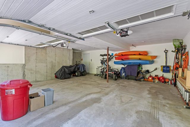 594 Kearsarge Avenue, Hopkinton, NH 03229