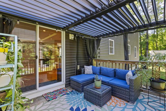 594 Kearsarge Avenue, Hopkinton, NH 03229