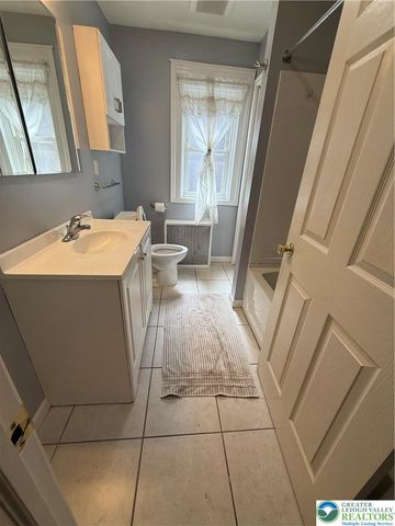 1538 Chew Street West, Allentown City, PA 18102