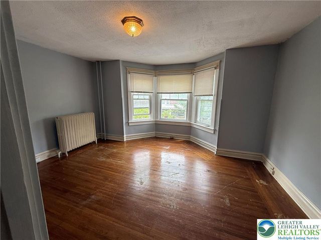 1538 Chew Street West, Allentown City, PA 18102