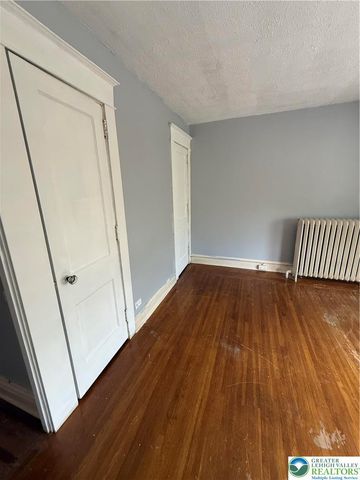 1538 Chew Street West, Allentown City, PA 18102