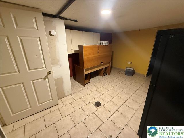 1538 Chew Street West, Allentown City, PA 18102