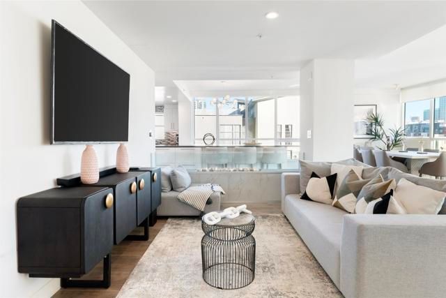 510 1st Ave 402, San Diego, CA 92101