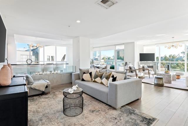 510 1st Ave 402, San Diego, CA 92101