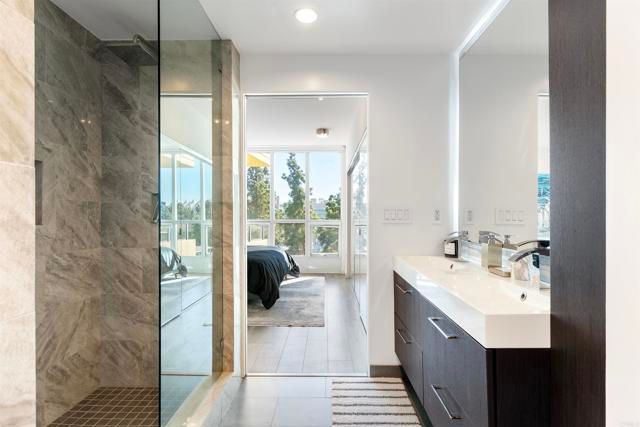 510 1st Ave 402, San Diego, CA 92101