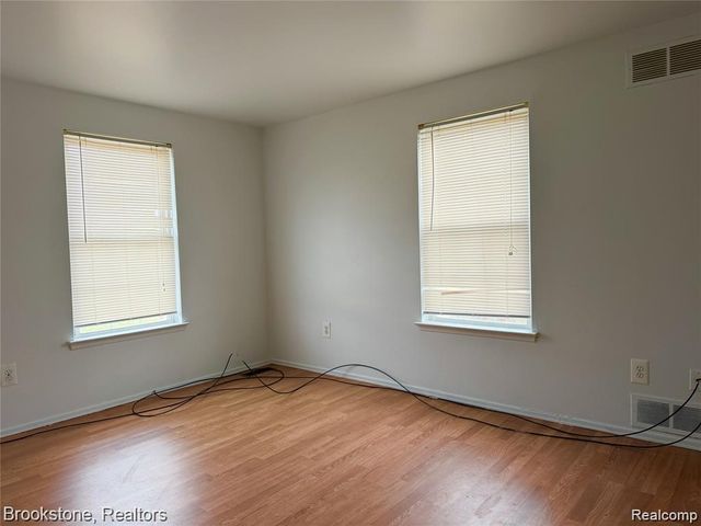 35214 Taffy Drive 66, Sterling Heights, MI 48312