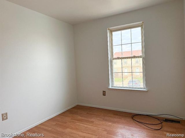 35214 Taffy Drive 66, Sterling Heights, MI 48312