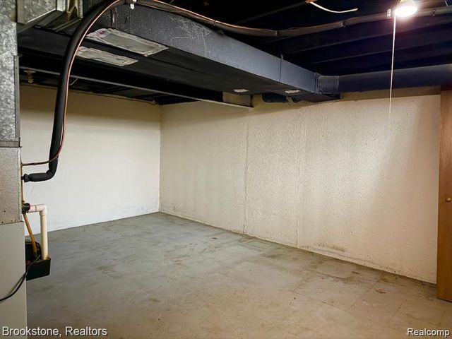 35214 Taffy Drive 66, Sterling Heights, MI 48312