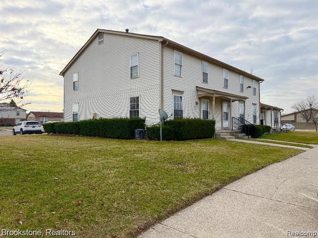 35214 Taffy Drive 66, Sterling Heights, MI 48312