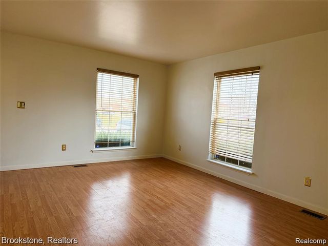 35214 Taffy Drive 66, Sterling Heights, MI 48312