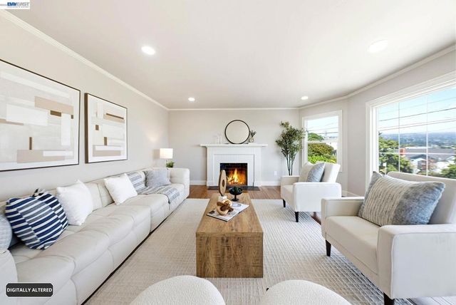 5901 Burlingame Ave, Richmond, CA 94804