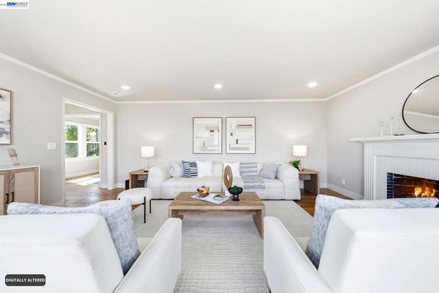 5901 Burlingame Ave, Richmond, CA 94804