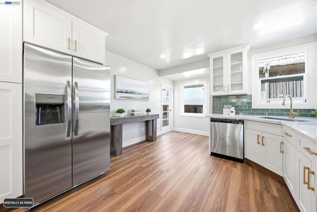 5901 Burlingame Ave, Richmond, CA 94804