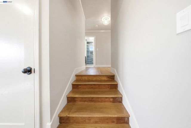 5901 Burlingame Ave, Richmond, CA 94804