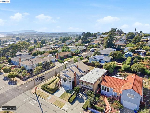 5901 Burlingame Ave, Richmond, CA 94804