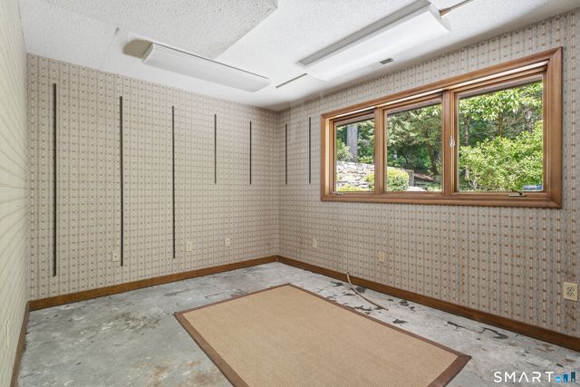 53 Summer Hill Road, Madison, CT 06443