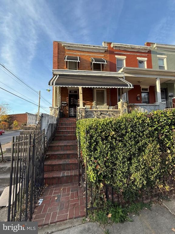 761 BARTLETT AVE, Baltimore, MD 21218