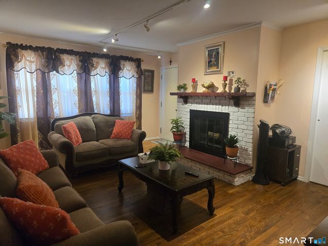 1307 Hope Street B4, Stamford, CT 06907