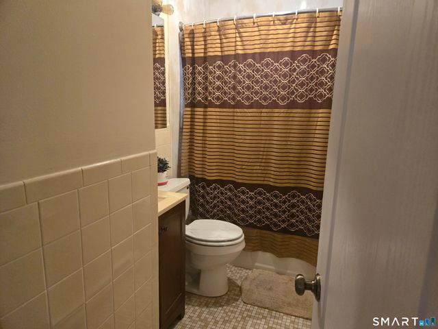 1307 Hope Street B4, Stamford, CT 06907