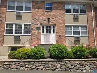 1307 Hope Street B4, Stamford, CT 06907