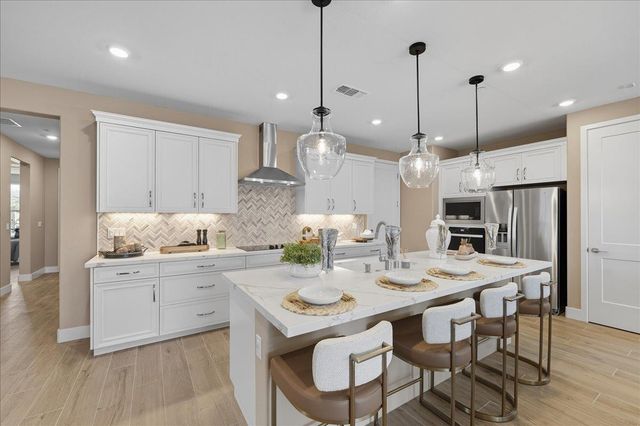 3237 Woody Way, Hollister, CA 95023