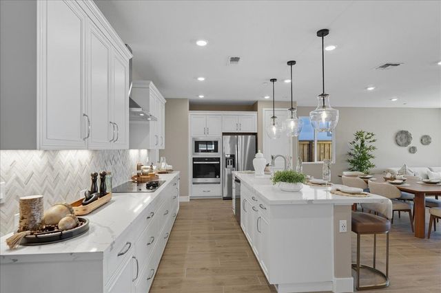 3237 Woody Way, Hollister, CA 95023