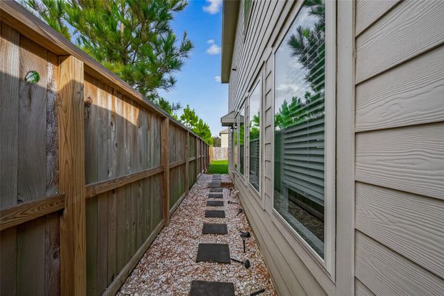 1307 Vincente Court, Conroe, TX 77301