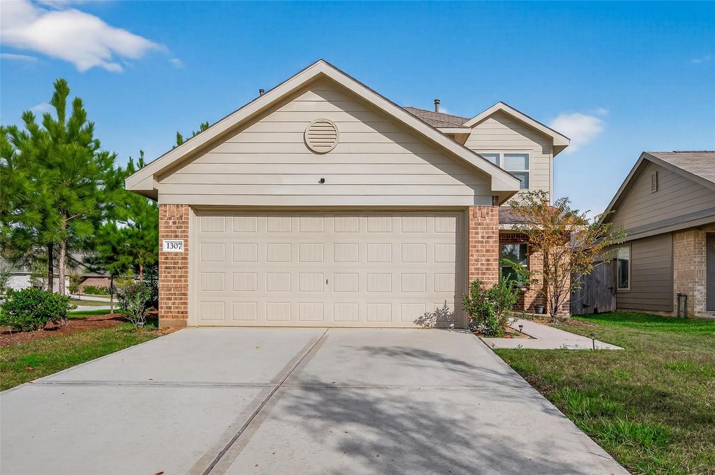 1307 Vincente Court, Conroe, TX 77301
