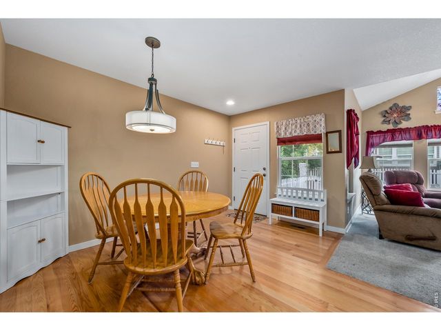 905 Snowberry St, Longmont, CO 80503