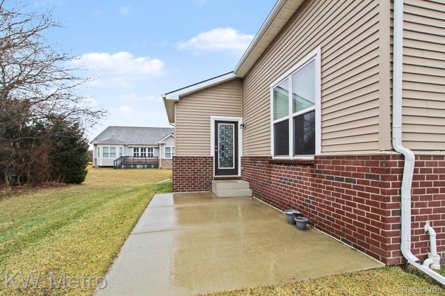 27134 Manistee Lane, Brownstown Charter Township, MI 48134