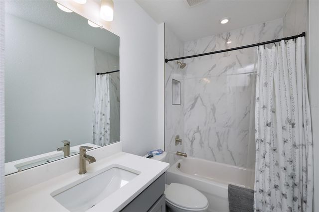 317 15TH STREET N, St Petersburg, FL 33705