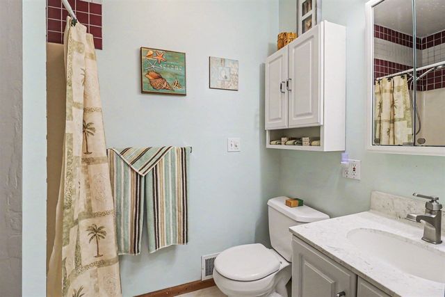 3479 W Hansen Road, Ludington, MI 49431