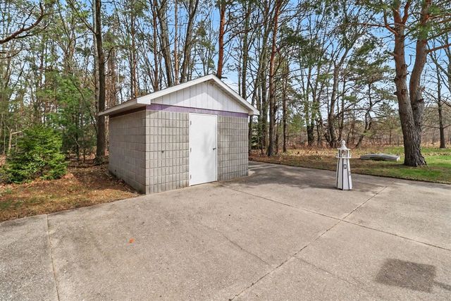 3479 W Hansen Road, Ludington, MI 49431