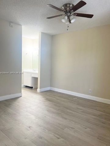 10749 Cleary Boulevard 307, Plantation, FL 33324