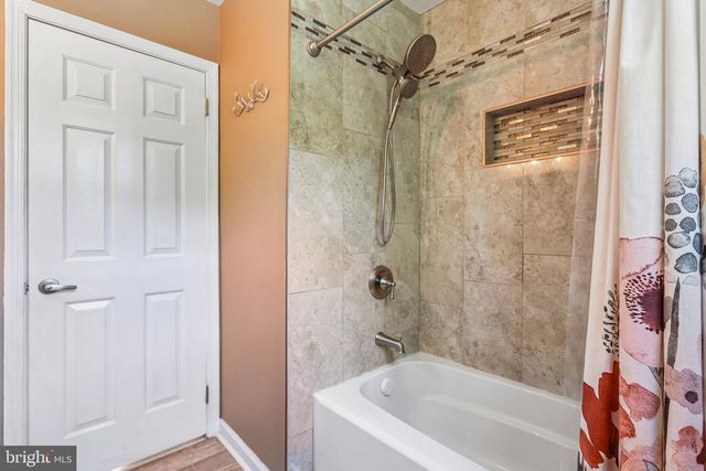 8 MINISINK TRL, Shamong, NJ 08088