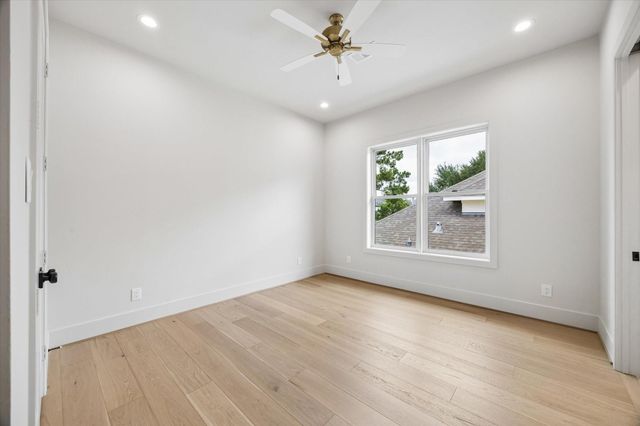 5314 Evergreen Street, Bellaire, TX 77401