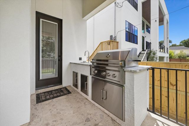 5314 Evergreen Street, Bellaire, TX 77401