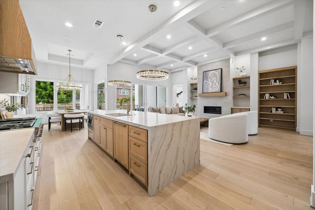 5314 Evergreen Street, Bellaire, TX 77401