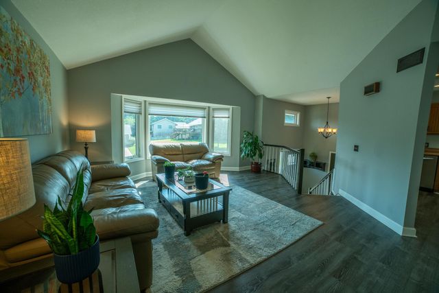 13056 Vernon Avenue, Savage, MN 55378