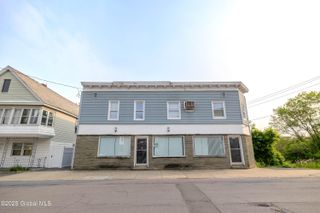 1374 10th Avenue, Schenectady, NY 12303