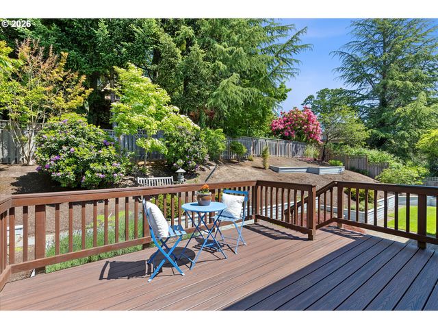 3339 TEMPEST Dr, Lake Oswego, OR 97035