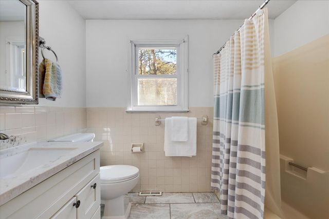 70 Great Pines Drive, Mashpee, MA 02649