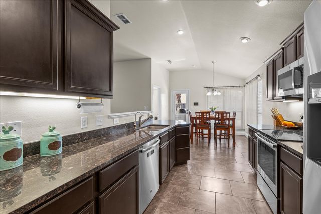 7023 35th Street, Lubbock, TX 79407