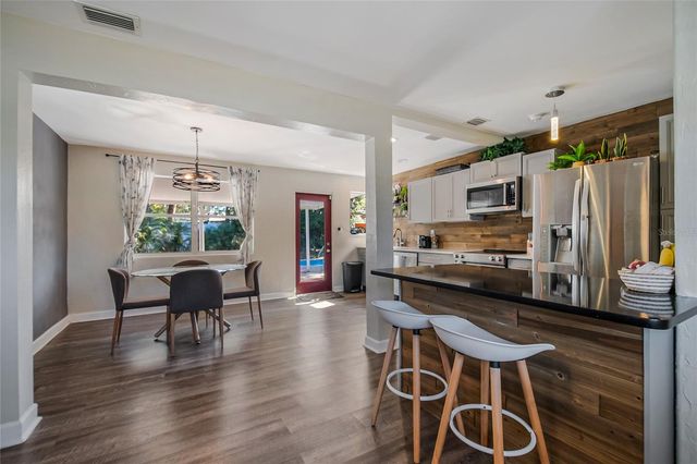 433 N HAMPTON AVENUE, Orlando, FL 32803