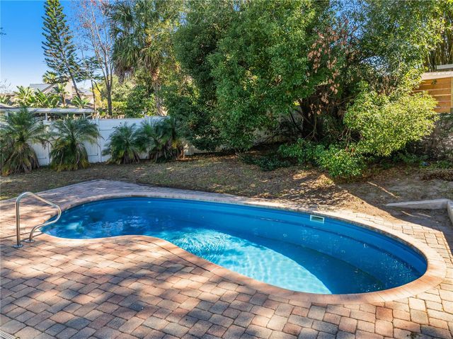 433 N HAMPTON AVENUE, Orlando, FL 32803