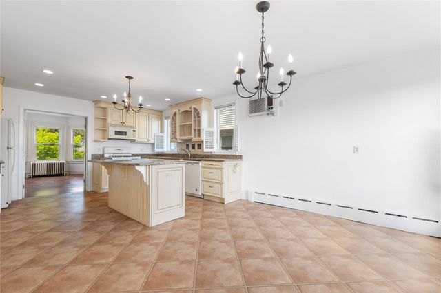 79 Pintard Avenue, New Rochelle, NY 10801