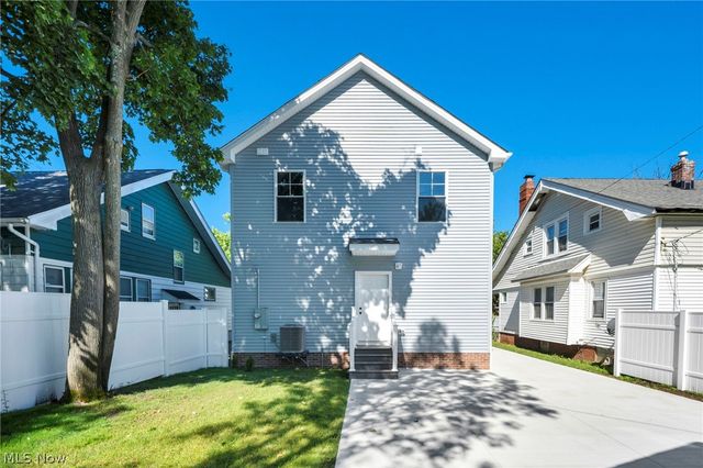 3607 Pennington Road, Shaker Heights, OH 44120